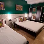 Hotel Think