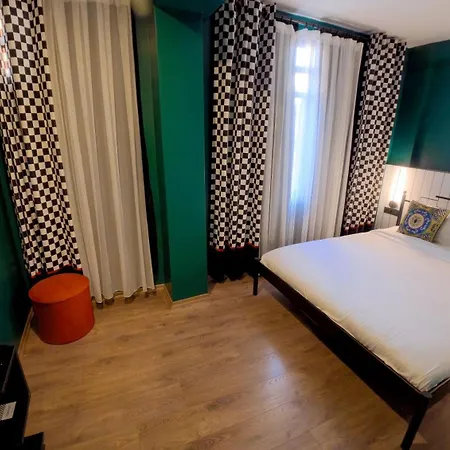 Thınk Otel 4*